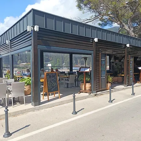 Vanda Seafront Superior